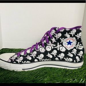 Converse skull and crossbones sneaker